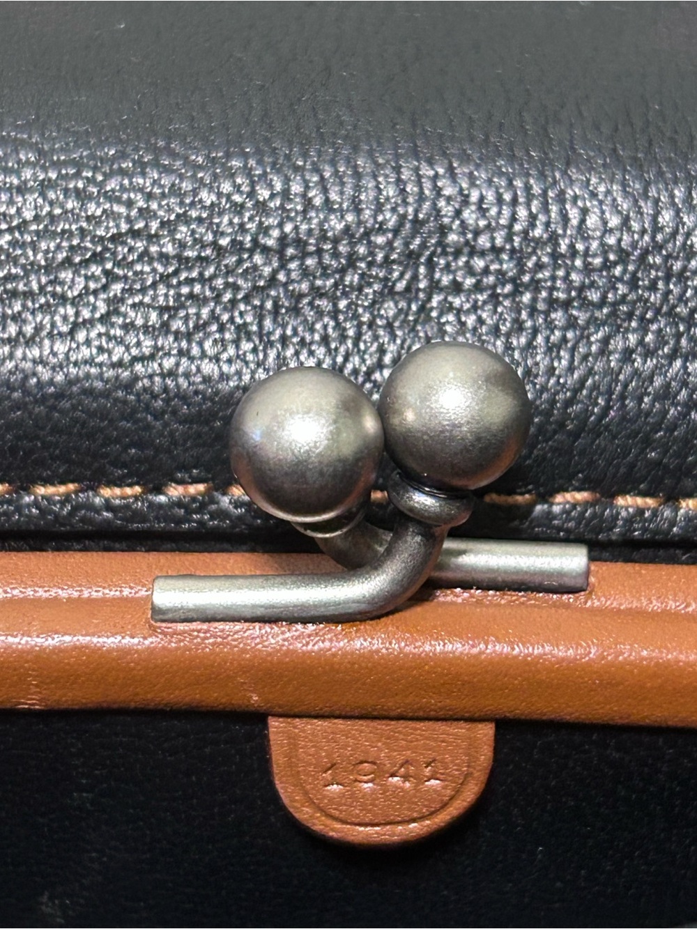 COACH 1941 Dinkier Glovetanned Leather Color Block Links Convertible Strap - Picture 11 of 14